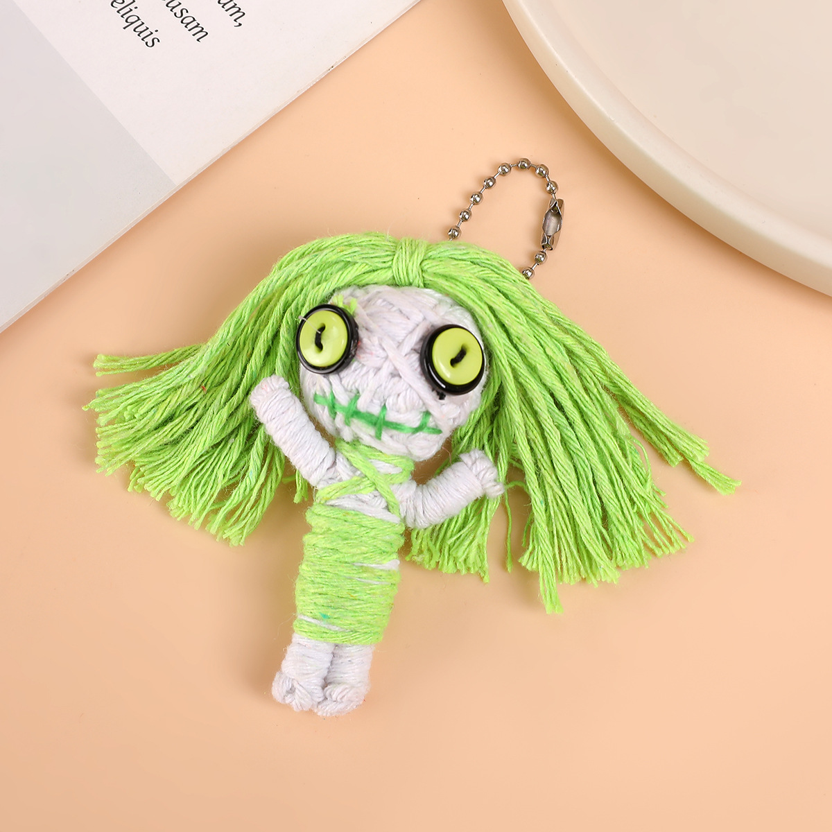 Lana hecha a mano malvada muñeca bruja muñeca decoración navideña ambiente regalo llavero Halloween