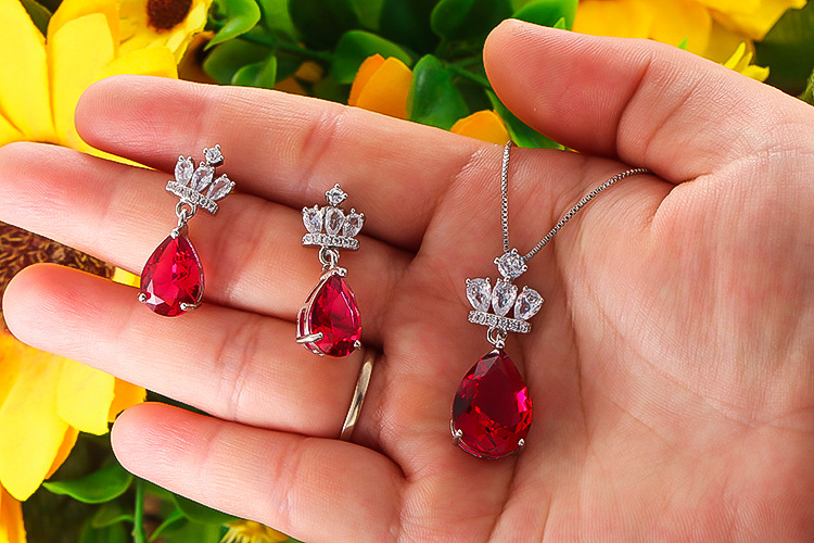 Ig Style Water Droplets Crown Copper Plating Inlay Artificial Gemstones Zircon Earrings Necklace display picture 1