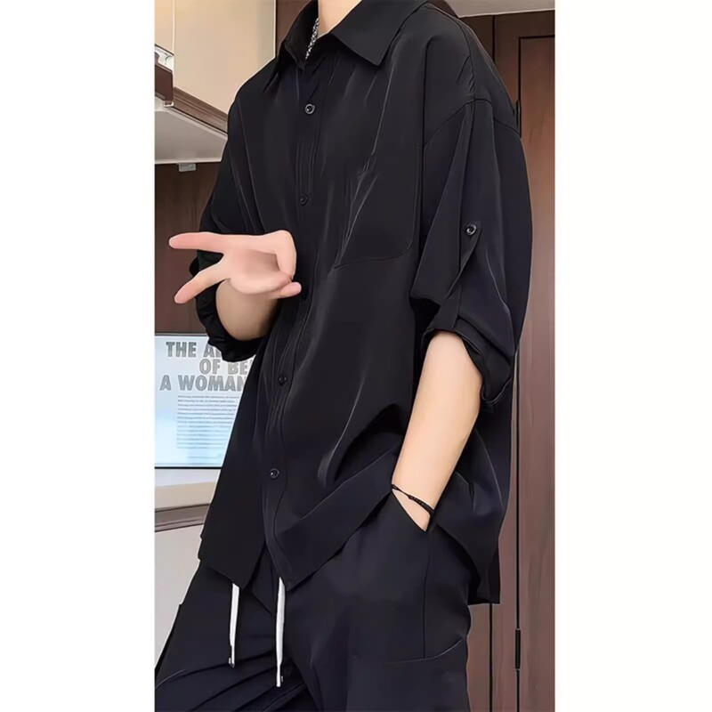 Black Ice Silk Short-Sleeved Shirt for Men in Summer, High-End and Stylish Outfit for Mature and Stable Men, Paired with a Handsome Top Black Ice Silk Short-Sleeved Shirt for Men in Summer, High-End and Stylish Outfit for Mature and Stable Men, Paired with a Handsome Top