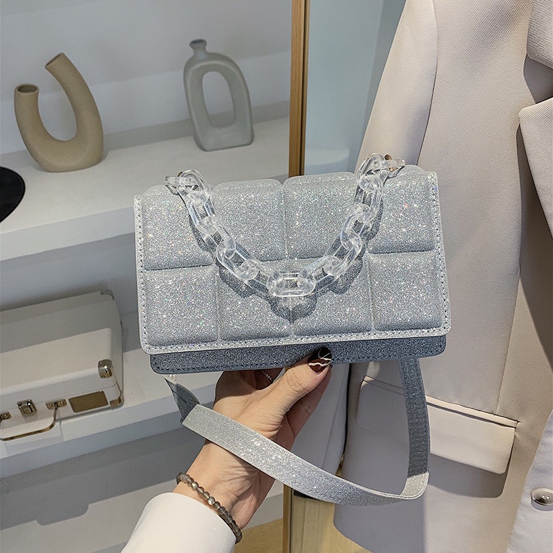 2023 primavera y verano nueva moda bolsos de cadena bolsos de hombro bolsos cuadrados inclinados bolsos bolsos de mujer apoyar una gran cantidad de lotes mixtos al por mayor