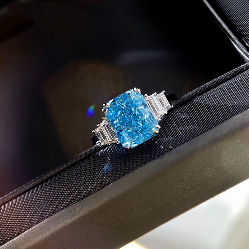 Same Toppa Blue Ring Pt950 Imitation Imported Moissan Diamond Ring Wedding Gift display picture 2