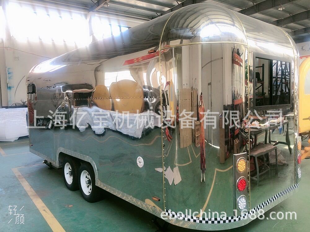 上海工厂移动方舱户外宿营车宿营房车配洗手间更衣室不锈钢房车