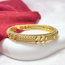 �羳�����ϰ�Ůʿ����24K�ƽ��οյ�ͼ��������������ֱ������