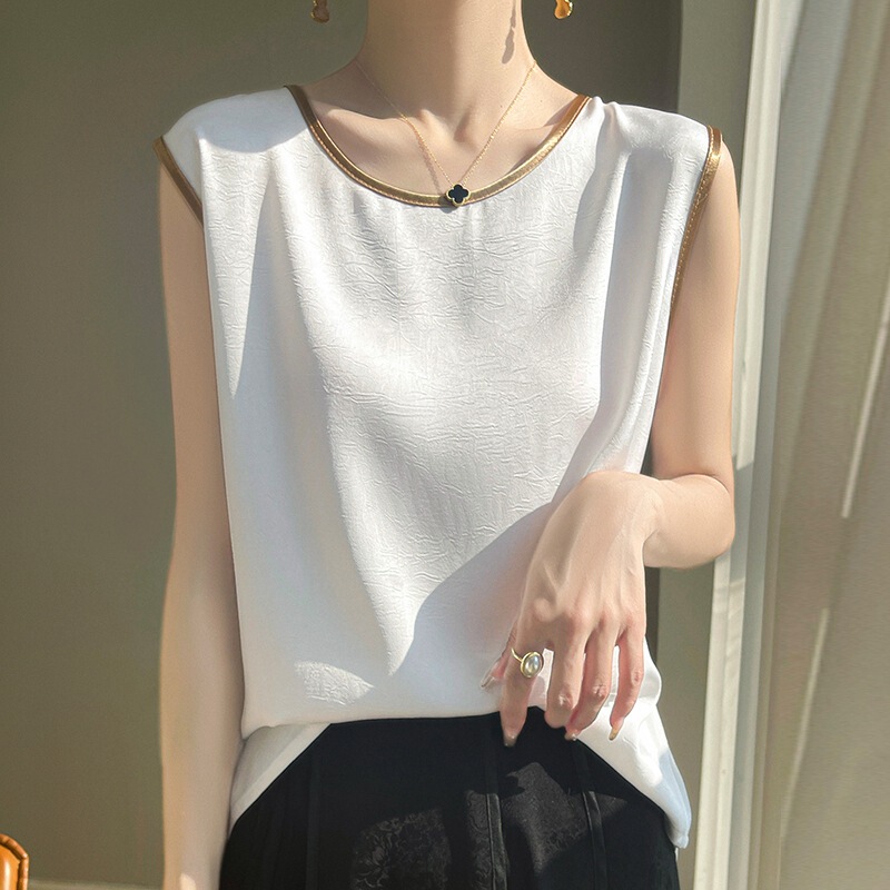 High-grade Silk Satin Sleeveless T-shirt Top Loose Inner Base Shirt with Suit Silky Camisole High-grade Silk Satin Sleeveless T-shirt Top Loose Inner Base Shirt with Suit Silky Camisole