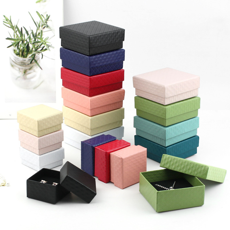 Diamond Pattern Heaven and Earth Cover Jewelry Packaging Box Ring Earrings Bracelet Necklace Pendant Jewelry Storage Box Logo Diamond Pattern Heaven and Earth Cover Jewelry Packaging Box Ring Earrings Bracelet Necklace Pendant Jewelry Storage Box Logo