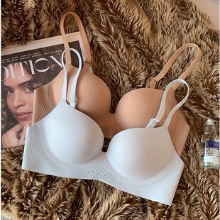 ԭ�����w�o���Q�l�y����Ů�ϱ��º�o�Ȧ�ո���۔nU����������