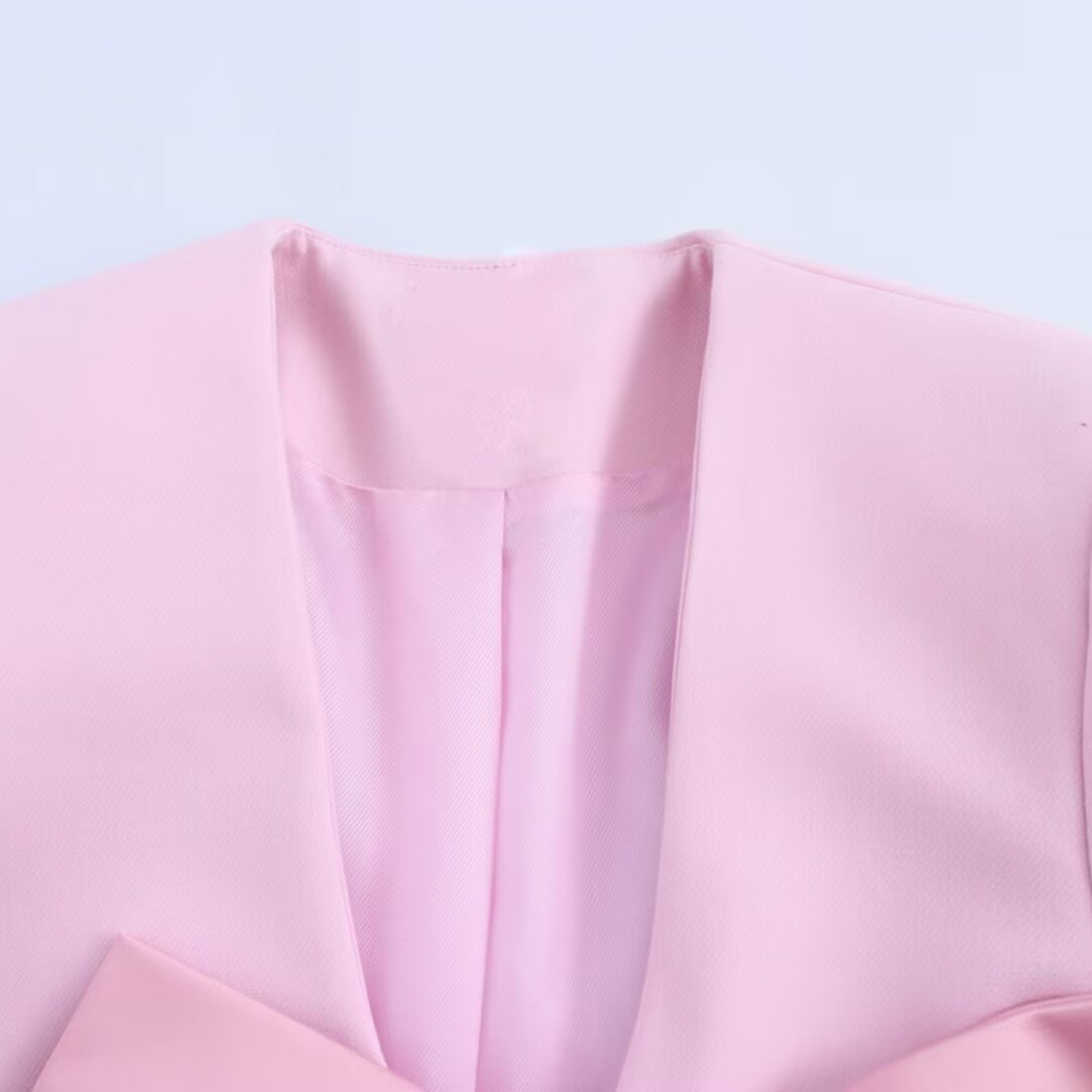 Women's clothing 2024 autumn new design sense short bow tie suit top_voghion.com