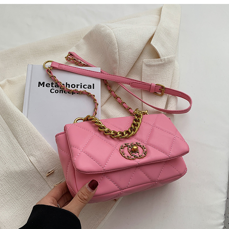 Fashion Embroidery Thread New Chain Messenger Portable Small Square Bag display picture 5