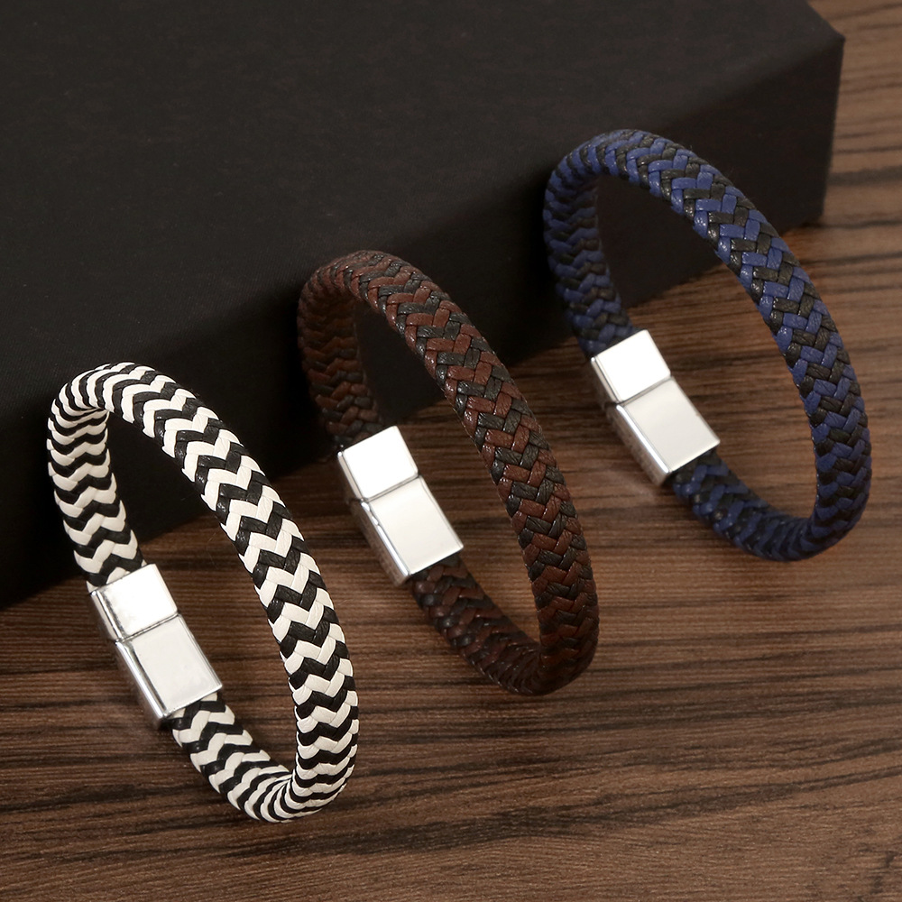 Fashionable woven universal retro bracelet for men and women
