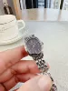Серебристый, чёрный циферблат