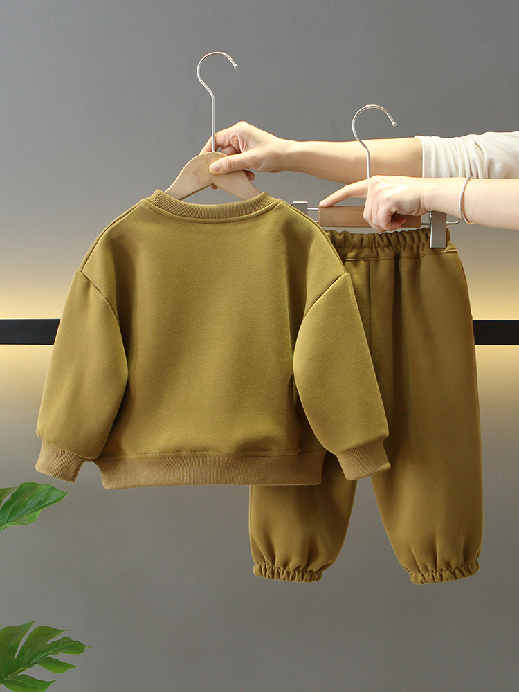 7673 traje de primavera para niños 2025 nuevo suéter de estilo occidental para niños de dos piezas ropa coreana de primavera y otoño para bebés