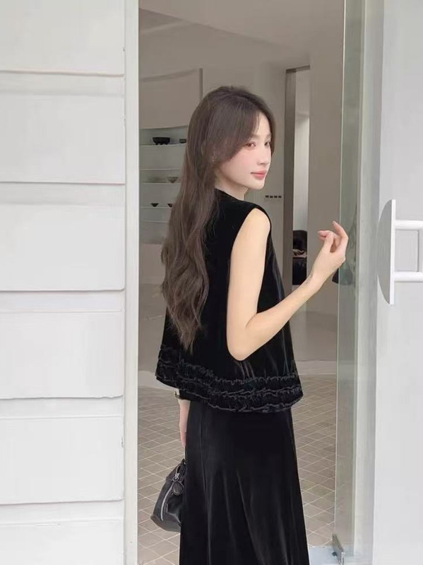 黑色真丝丝绒马甲女2025秋季新新中式国风复古坎肩上衣国潮|undefined