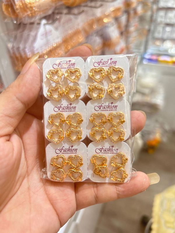 跨境耳钉满钻耳环方型圆形激光微镶锆石欧美镀金高级感耳饰轻奢|undefined