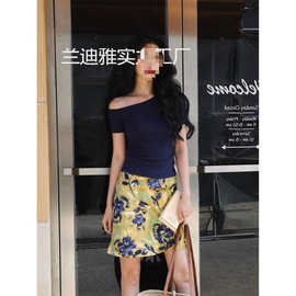 法式设计感小众印花半身裙女夏季显瘦气质包臀短裙图片色立体装饰