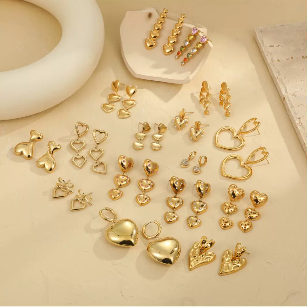 跨境欧美复古金色耳环18K金爱心吊坠新品时尚INS风百搭精致耳饰女