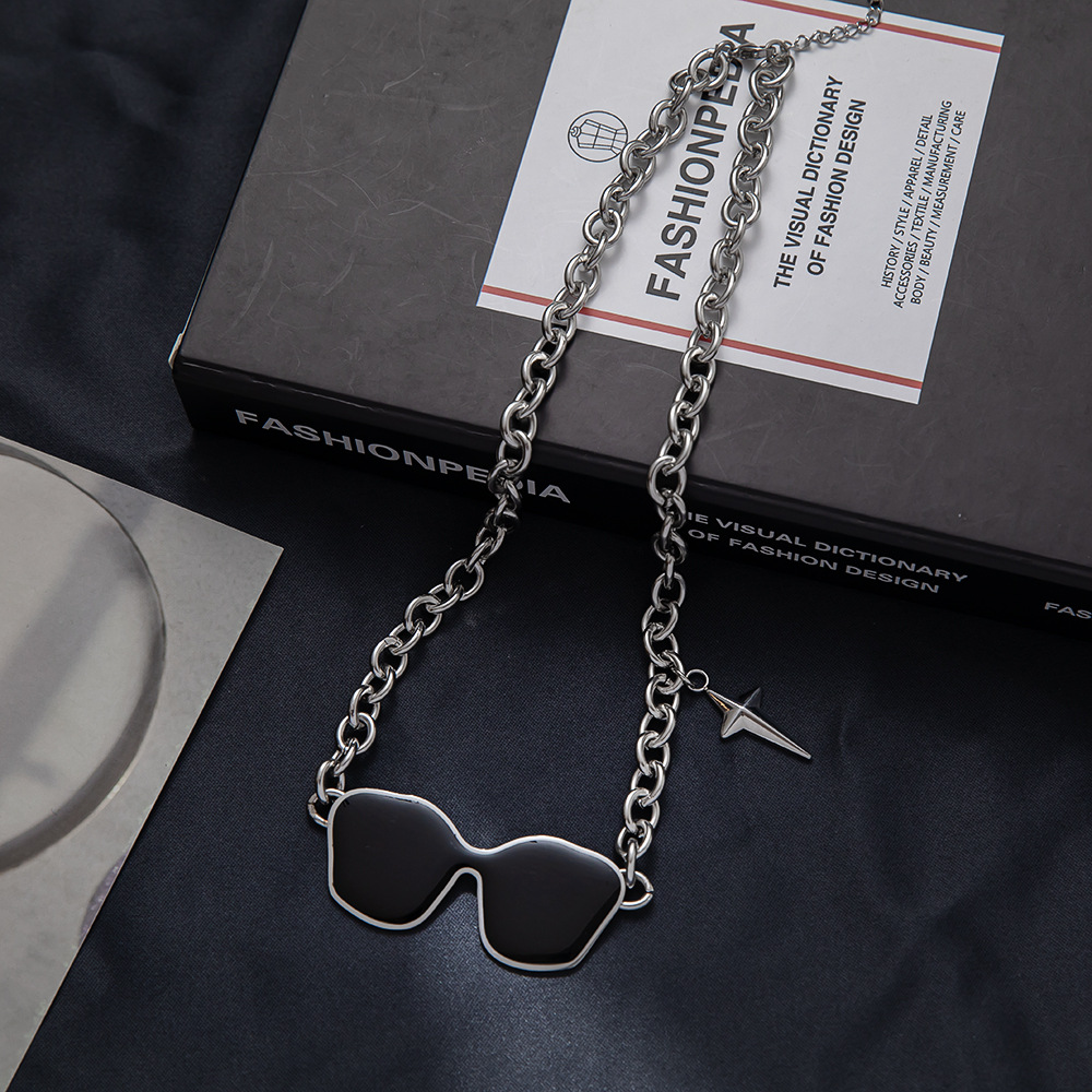 Original Design Glasses Titanium Steel Enamel Sweater Chain 1 Piece