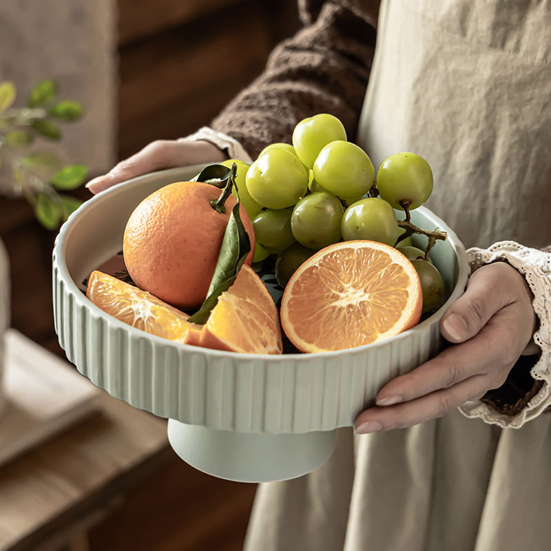 Flores de alto valor, plato de frutas de cerámica, plato casero, plato de frutas de Año Nuevo, plato de bocadillos, plato creativo de pies altos, platos de cubiertos