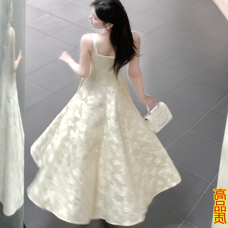 2026 New Summer Women's French-Style Embroidered Wedding Dress, Vintage Elegant Niche Slim-Fit Birthday Dress 2026 New Summer Women's French-Style Embroidered Wedding Dress, Vintage Elegant Niche Slim-Fit Birthday Dress