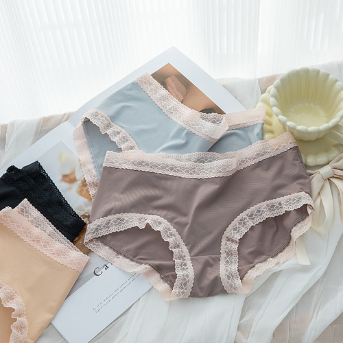 Spring and summer seamless lace-edged ice silk panties for women, breathable seamless low-rise teenage Japanese-style ladies' briefs
