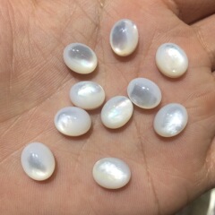卸売り天然白貝戒面卵面戒面楕円形清潔で豊かな色のキラキラ光る裸石モザイク部品など