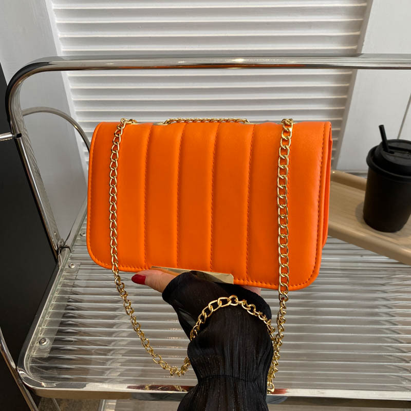 Moda bordado hilo hombro bolsa de mensajero 2023 verano brillante estilo coreano bolsa retro personalizado simple bolso de la cadena de las mujeres