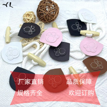 源头厂家皮对扣小熊成人大衣风衣儿童服装毛呢大衣棉绳木头辅料扣