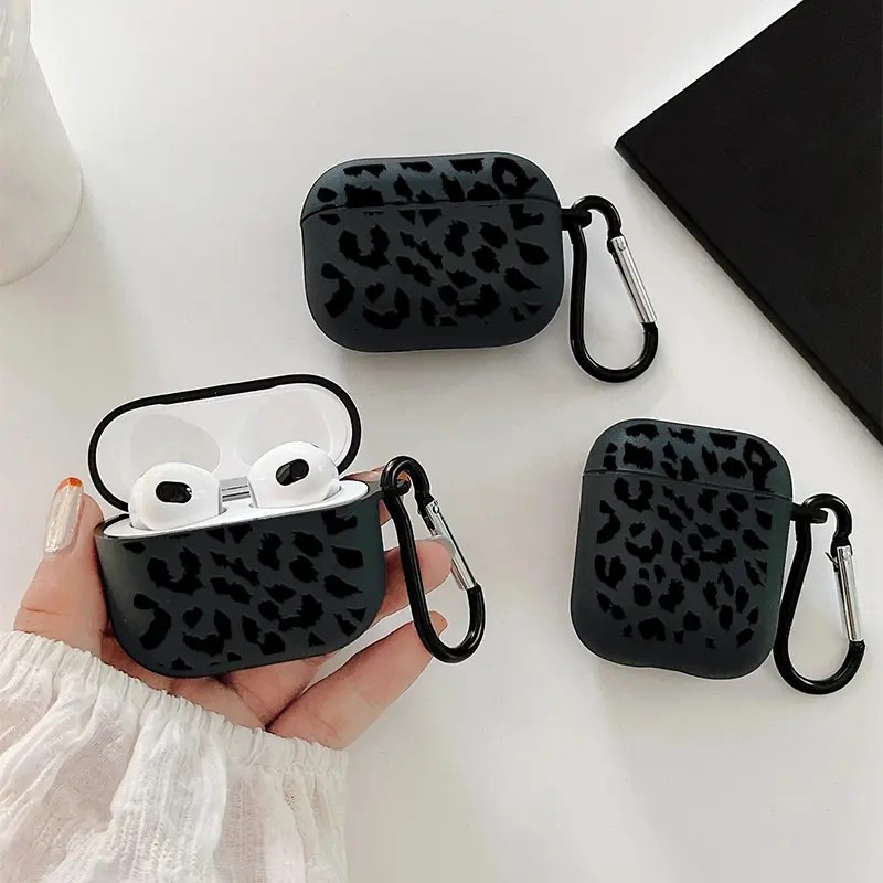 Black Leopard Print Protective Case Suitable for AirPods Pro3/1/2 Generation.3Rd Generation/4Th Generation/Pro/Pro2. Apple Is Not Included