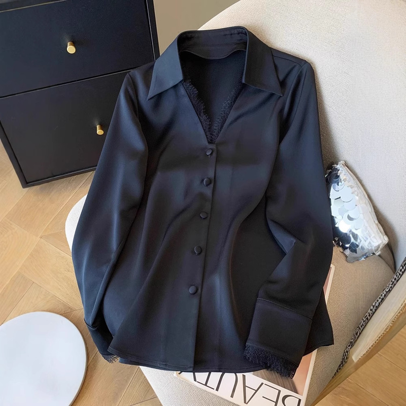 In-Stock Light Mature Style Women's Shirt, Wrinkle-Free Satin Drape Shirt, Long-Sleeve Loose Black Top with a Textured Feel for Outerwear