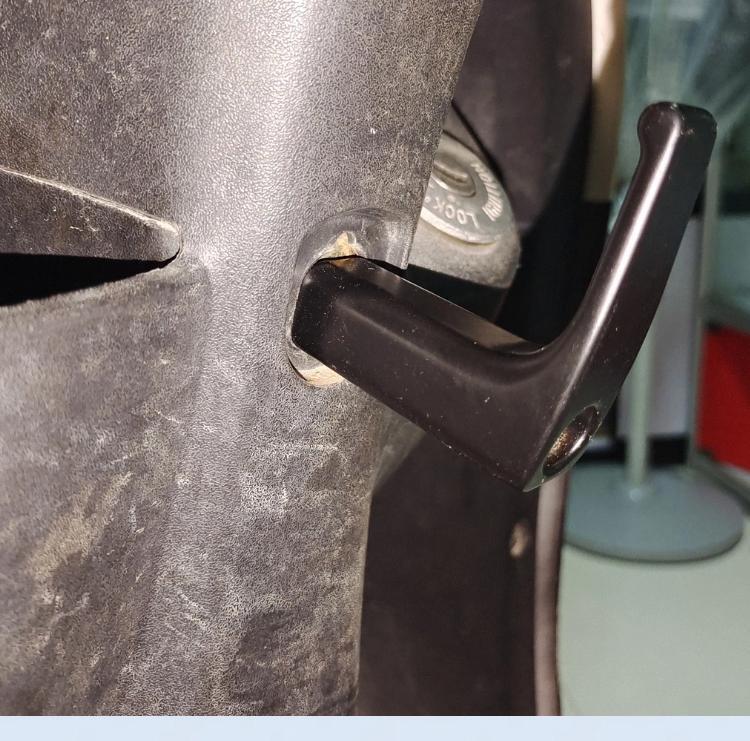 Electric Scooter Extended and Thickened Aluminum Alloy Hook, Yadea Aima Niu Front Metal Hook, Tailing Xiaodao Hook
