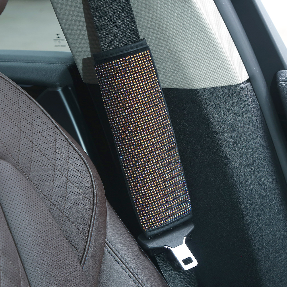 Full-diamond car steering wheel cover, dazzling rhinestone seatbelt shoulder pad, universal for all seasons, rearview mirror protective cover, wholesale