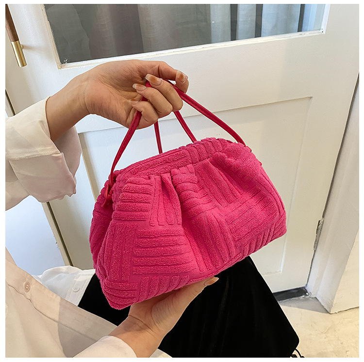 184g Weight Polyester Lining Material Clasp Frame Closure Type Sling Strap Strap Type Crossbody Bag Bags Type Casual, Daily, Shopping Occasion velvet Material Solid Color Pattern All Seasons Season Women's Gender Basic Style Cloud Shape Shape Women's Velvet Solid Color Basic Cloud Shape Clasp Frame Crossbody Bag 29