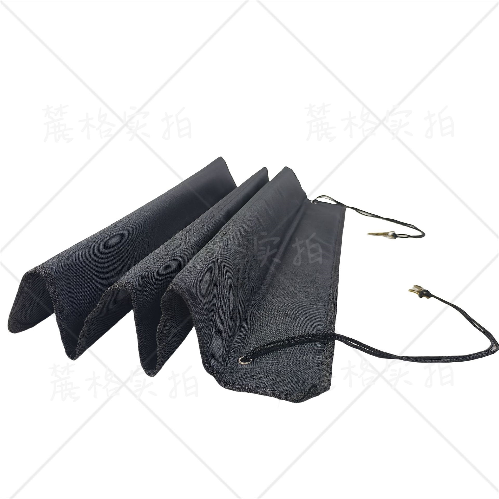 Universal car accessories trunk mat, bumper protection pad, foldable anti-collision and anti-dirt mat, pet trunk mat