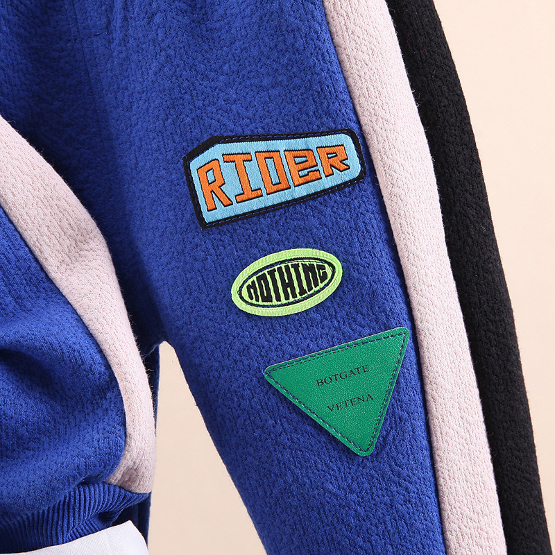 Kinder 2022 Frühling und Jungen Herbst Neue Produkt Cartoon Brief Puppe Gespleißt Baseball Anzug Zwei Stück Set_voghion.com