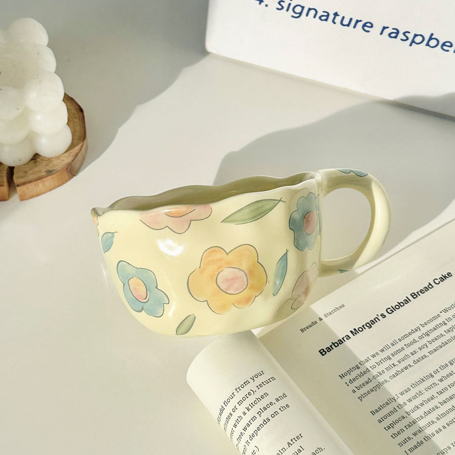 Casual Orange Flower Strawberry Ceramics Mug 1 Piece display picture 10