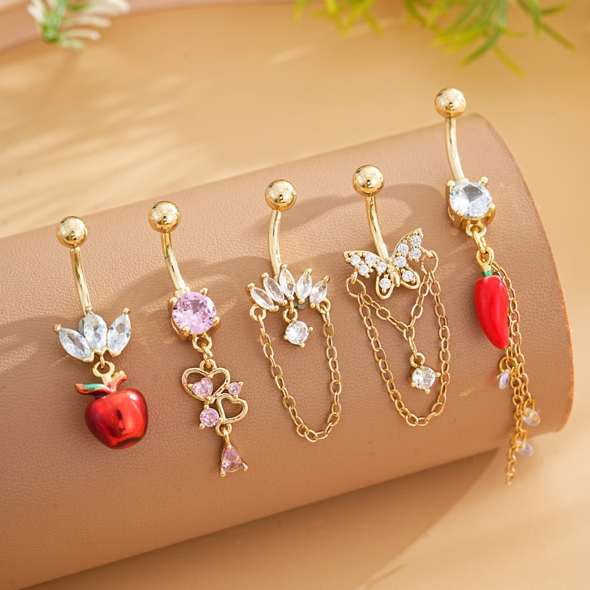 Heart-shaped Zirconia Belly Button Ring With Stainless Steel Chain_voghion.com