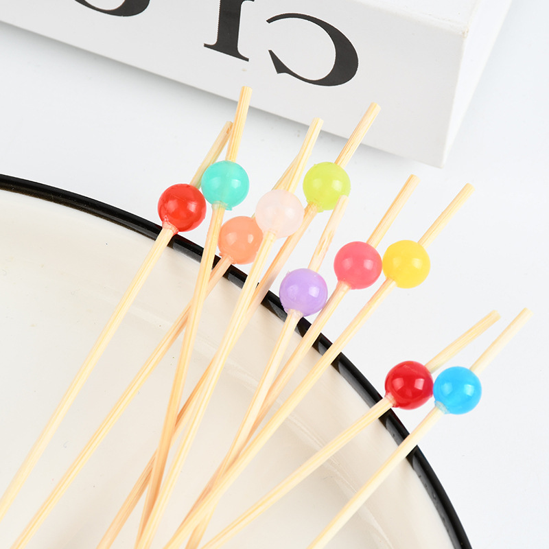 Fabricante de suministro de azúcar de calabaza string stick de bambú herramientas de fabricación de cóctel decoración colorida perlas de impresión stick de fruta