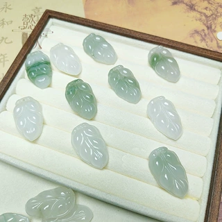 新疆金丝玉树叶挂件天山翠翡翠色金枝玉叶玉石吊坠天然料子项链