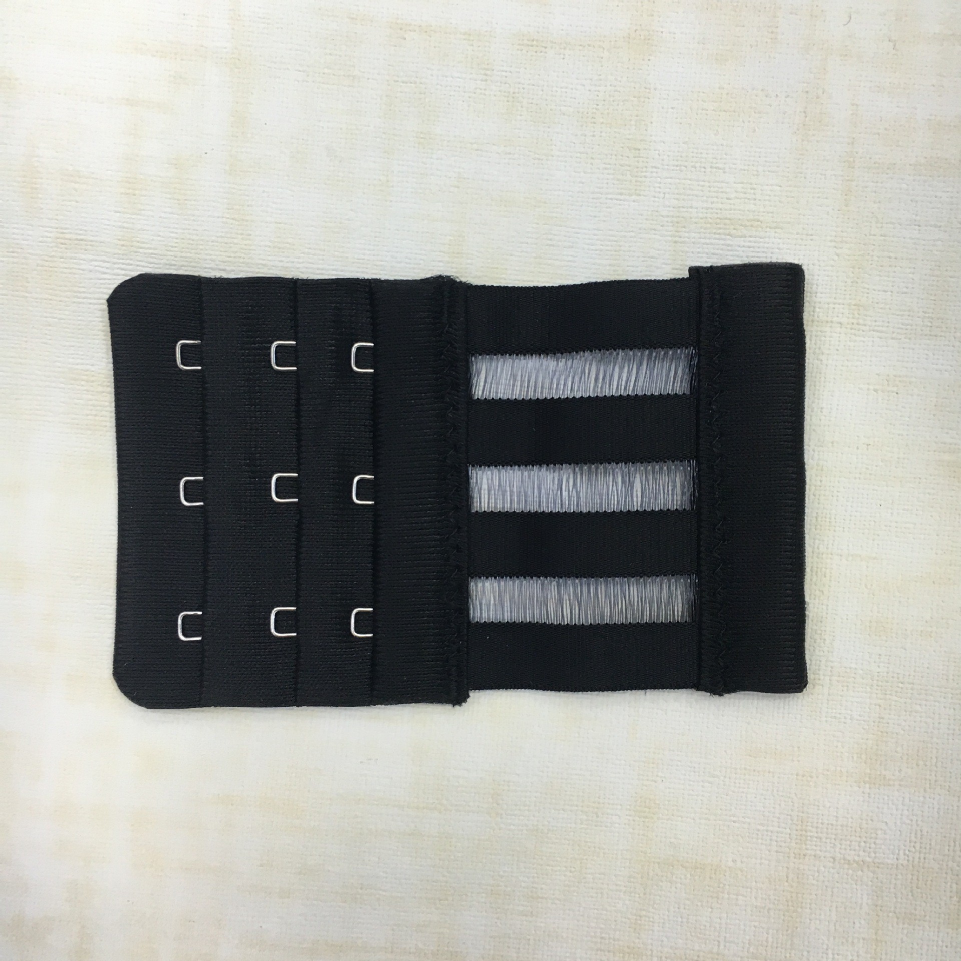 10988081399_1900196926