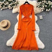 名媛高级感圆领长袖连衣裙女2025秋季内搭毛衣重工镂空钩花针织裙