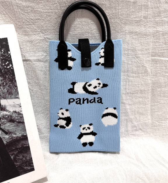 El azul. Los pandas
