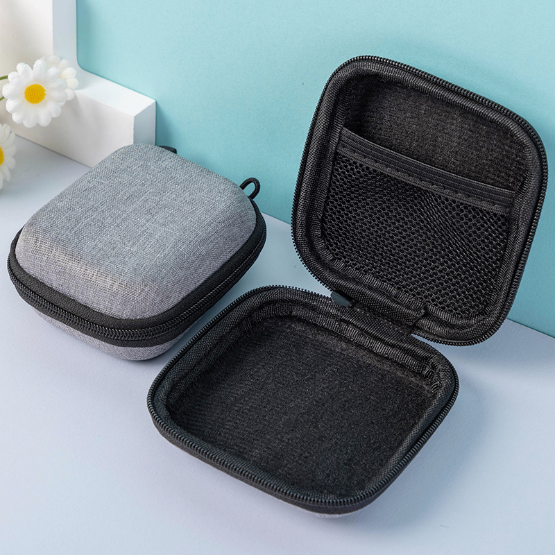 Headphone Case Image 5