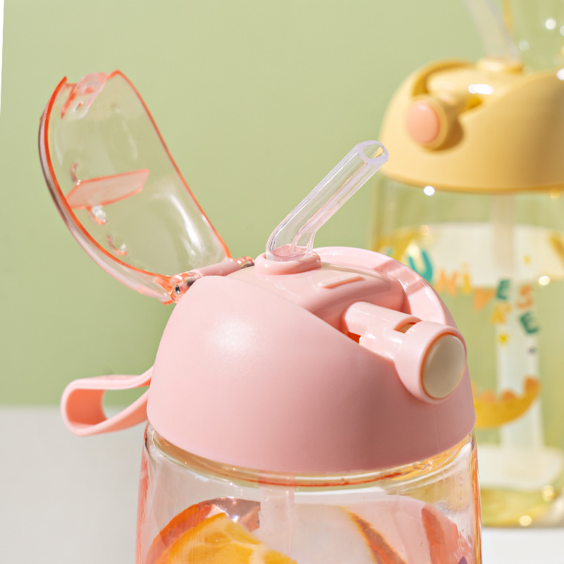 Taza para aprender a beber nueva, taza espacial, portátil, taza para beber a prueba de caídas, taza con pajita para exteriores, taza para niños para aprender a beber, taza de agua de dinosaurio