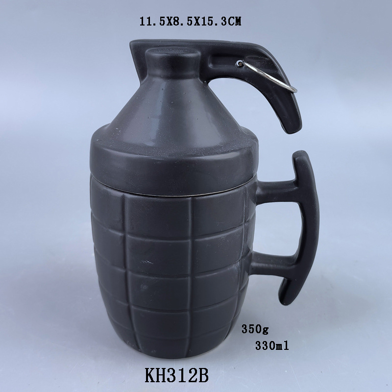 Taza de granada con temática militar con tapa para novio, taza de café de cerámica con diseño de mina terrestre.