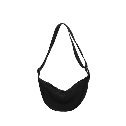 The same women's crossbody bag as Youjia fitting room, Xiaohongshu nylon dumpling bag, student shoulder bag, fabric bag, factory supply