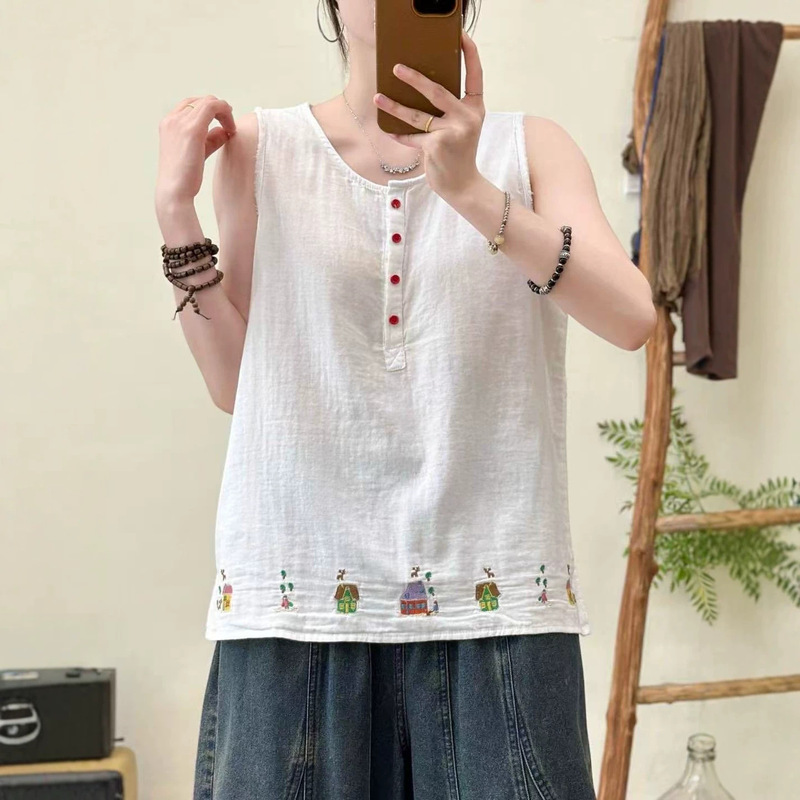 2026 Summer New Style Simple Cartoon Embroidered Crochet Double Yarn Shirt Loose Round Neck Pullover Inner Top for Women