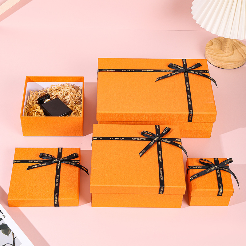 에르메스 오렌지 1호 선물 상자 + 선물 가방: 9*9*6cm