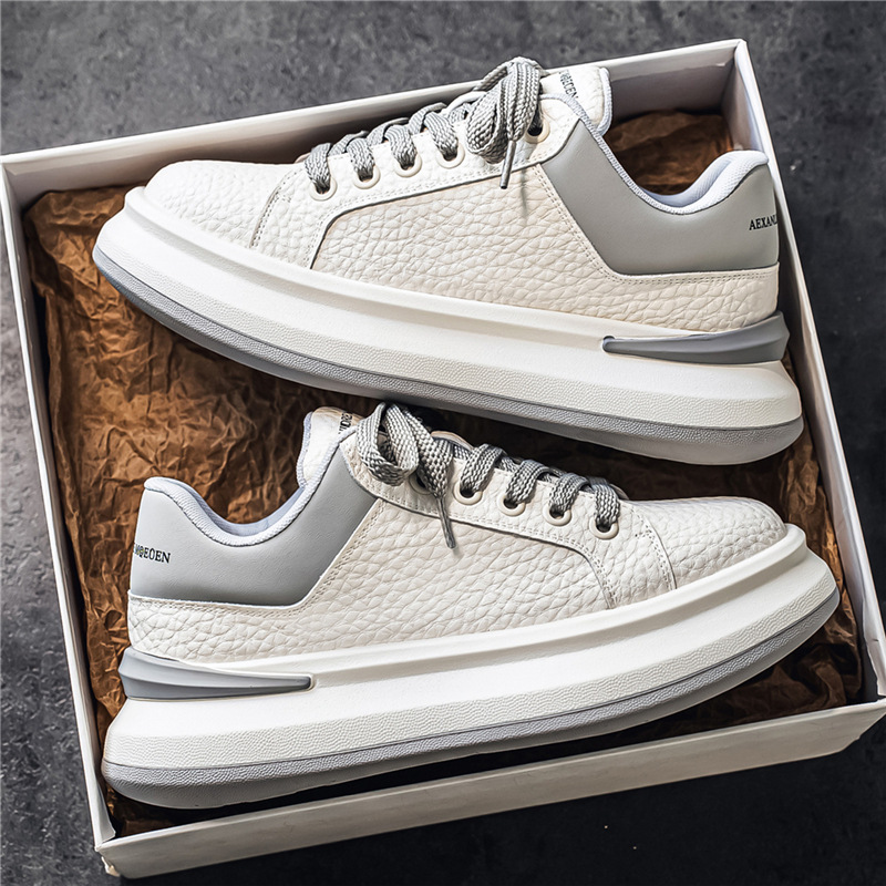 Light Luxury Designer White Shoes for Men 2025 Four Seasons Pebbled Leather Mcqueen Sports Sneakers Student Casual Shoes