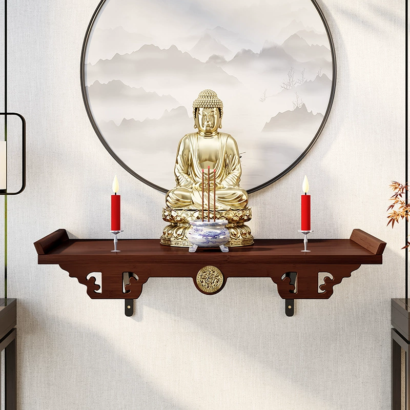 Настенный небольшой домашний храм с маленькой статуэткой бога богатства, подставкой для благовоний и кронштейном для богини Гуаньинь.