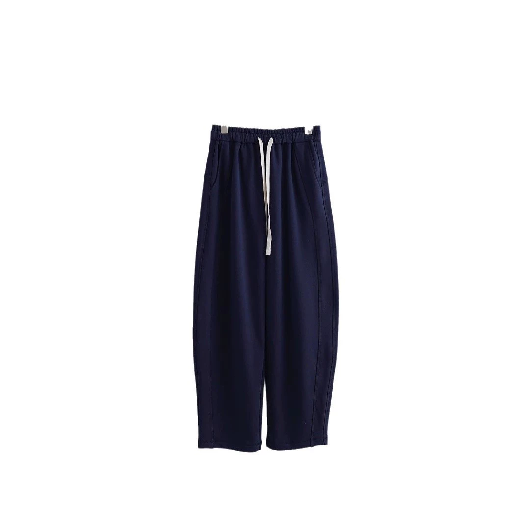 Three dimensional trousers, elastic waist