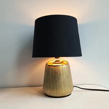 北欧陶瓷台灯电镀工艺装饰桌面灯创意简约家用客厅摆件台灯